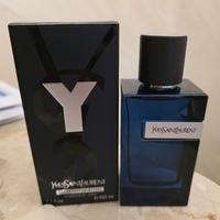 l'Eau de Parfum Intense della linea maschile Y di