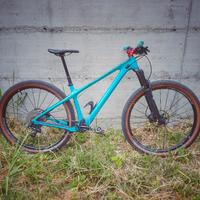 YETI ARC Turq - taglia M