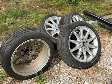 Gomme  205/45 R17 ESTIVE con cerchi Mercedes
