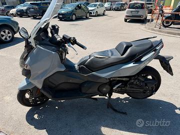 SYM Maxsym TL 500 di fine 2020