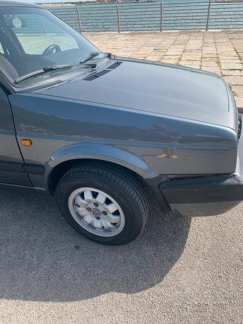 Golf 1.3 GL anno 1990 WB4932