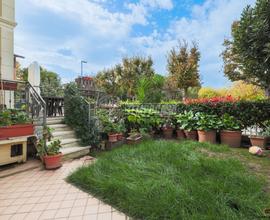 APPARTAMENTO CON GIARDINO PRIVATO E 3 CAMERE IN CE