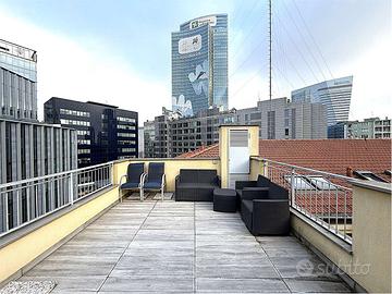 MM ISOLA - TRILOCALE ARREDATO CON TERRAZZO