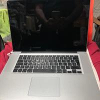 Macbook Pro 15" - A1286.