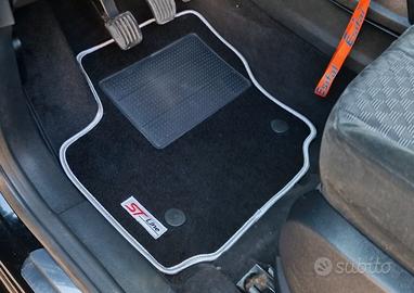 Tappetini in Moquette per Ford