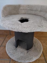 cuccia ad albero per gatti 
