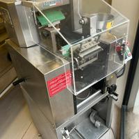 Macchina pasta fresca cappelletti