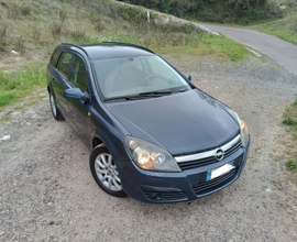 Opel Astra station wagon