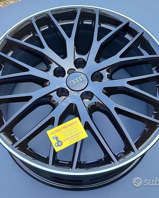 Set Cerchi In Lega NUOVI da 19 Originali Audi