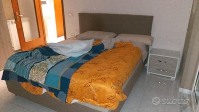 camera da letto completa