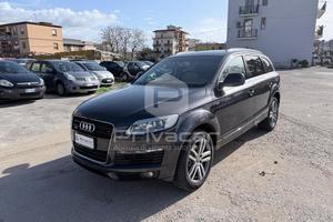 AUDI Q7 3.0 V6 TDI 233CV quattro tiptronic