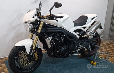 Triumph Speed triple 1050