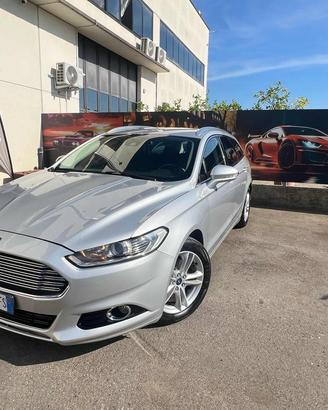 FORD Mondeo 2.0 TDCi 150 CV S&S Powershift 4 por