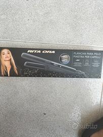 Piastra x Capelli Rita Ora autografata nuova 