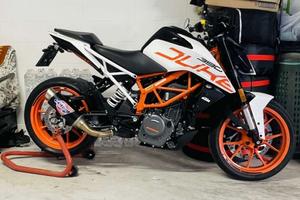 Ktm duke 390