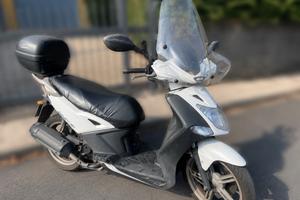 Motorino Kymco Agility 50 usato