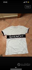 maglietta givenchy