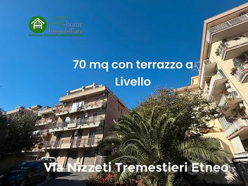 70 mq con terrazzo a livello Via Nizzeti