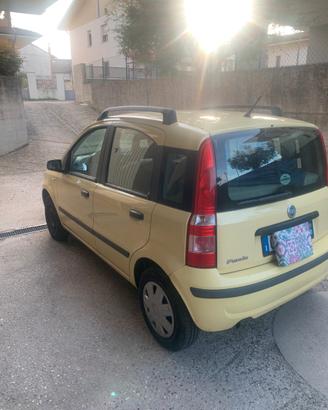 Fiat panda  seconda serie 2005 climatizzata,