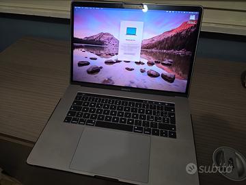 MacBook pro 15 pollici Retina touchbar