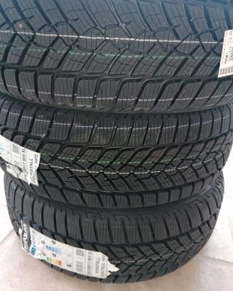 Treno 4 gomme invernali nuove Fulda 205/55 R17 95V