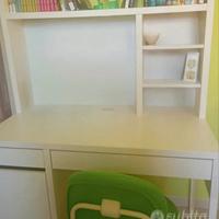 Scrivania ragazzi Ikea + sedia