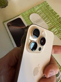 iPhone 16 pro 128 gb color oro