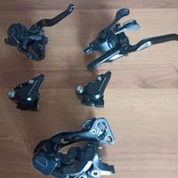 Gruppo Shimano 2x11 idraulico 