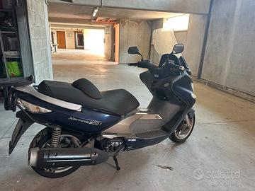Kymco Xciting 500i - Maxi Scooter comodo e potente