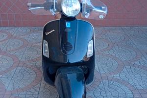 VESPA GT 200 L