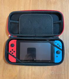 Nintendo switch funzionante con custodia pokeball