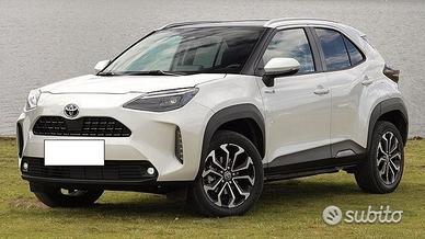 Musata completa toyota yaris cross 2022