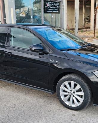 Volkswagen Polo R-Line TDI 95CV.