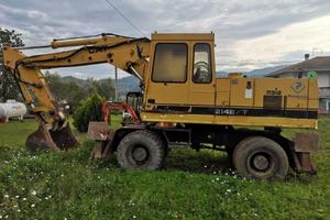 Escavatore idraulico Gommato caterpillar 214 BFT