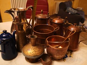 Lotto oggetti vintage in rame-ottone