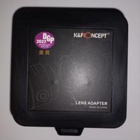 Adattatore per obiettivi fotografici