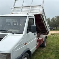 Daily ribaltabile trilaterale 