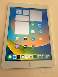 iPad A1893 (Ricondizionato)