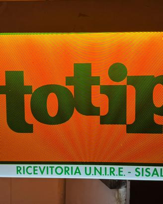 Insegna totip luminosa