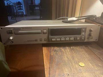 Registratore CD TASCAM CD-RW5000
