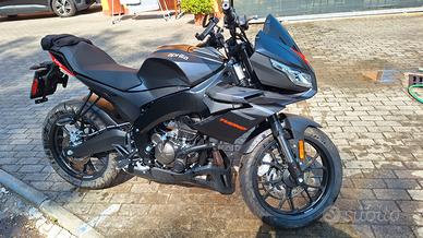 MOTO APRILI A TUONO 125CC ANNO 2025