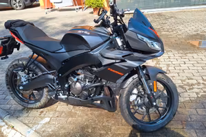 MOTO APRILI A TUONO 125CC ANNO 2025