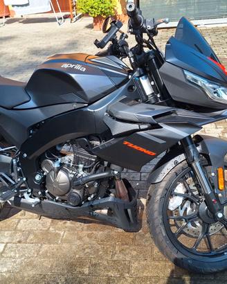 MOTO APRILI A TUONO 125CC ANNO 2025