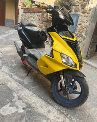 Scooter SR aprilia 50cc