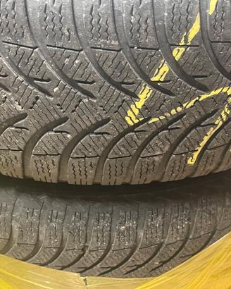 Gomme 4 stagioni