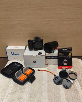 Sony ZV-E10 + Sigma 30mm f/1.4 – Kit completo