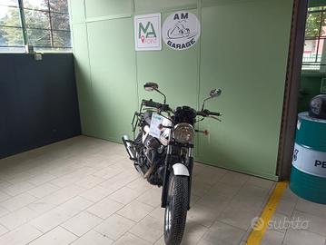Moto Guzzi 750 custom