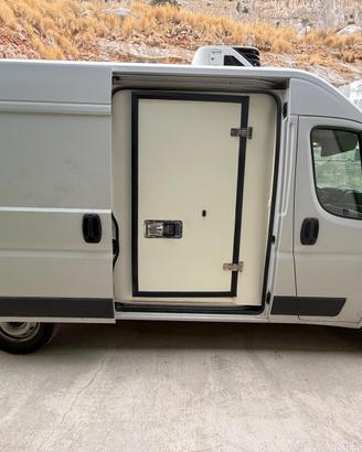 FIAT DUCATO ISOTERMICO CON FRIGO 3000 KM