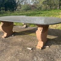 Tavolo in granito nero