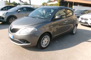 Lancia Ypsilon 1.2 ECOCHIC GPL DI SERIE